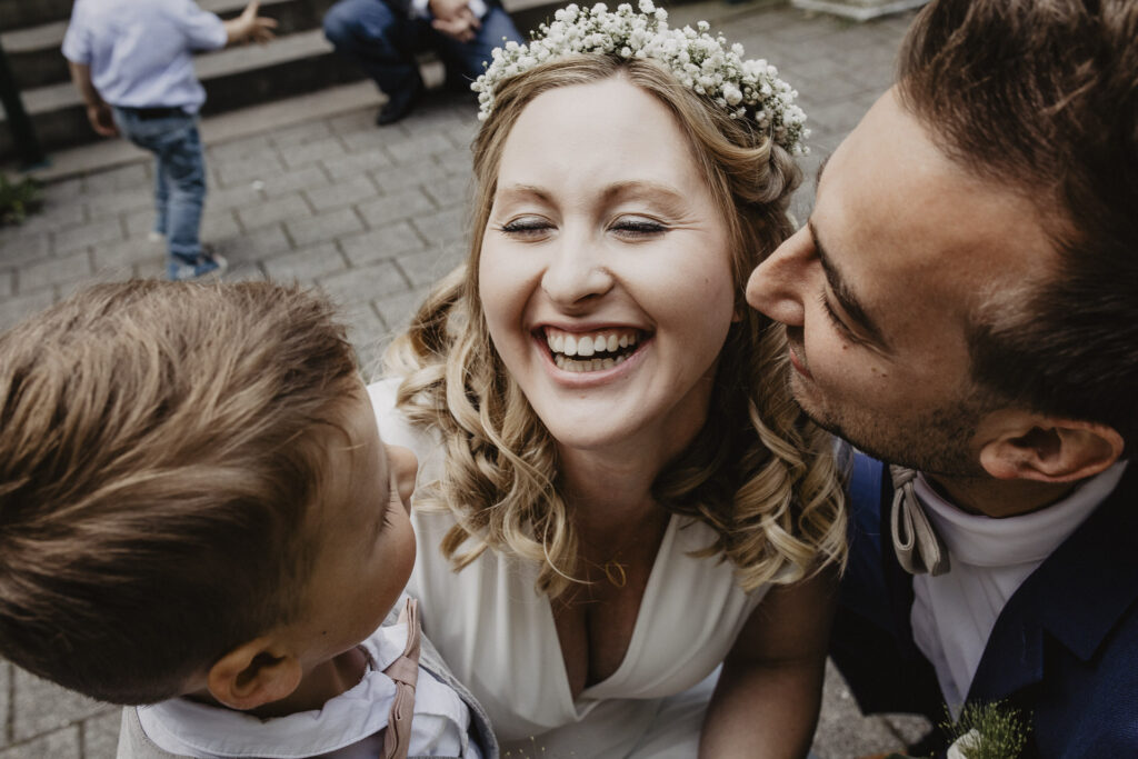 hochzeitsfotografin nrw, hochzeitsfotograf bochum, getting ready, standesamt Hochzeit, firstlook, freie trauung