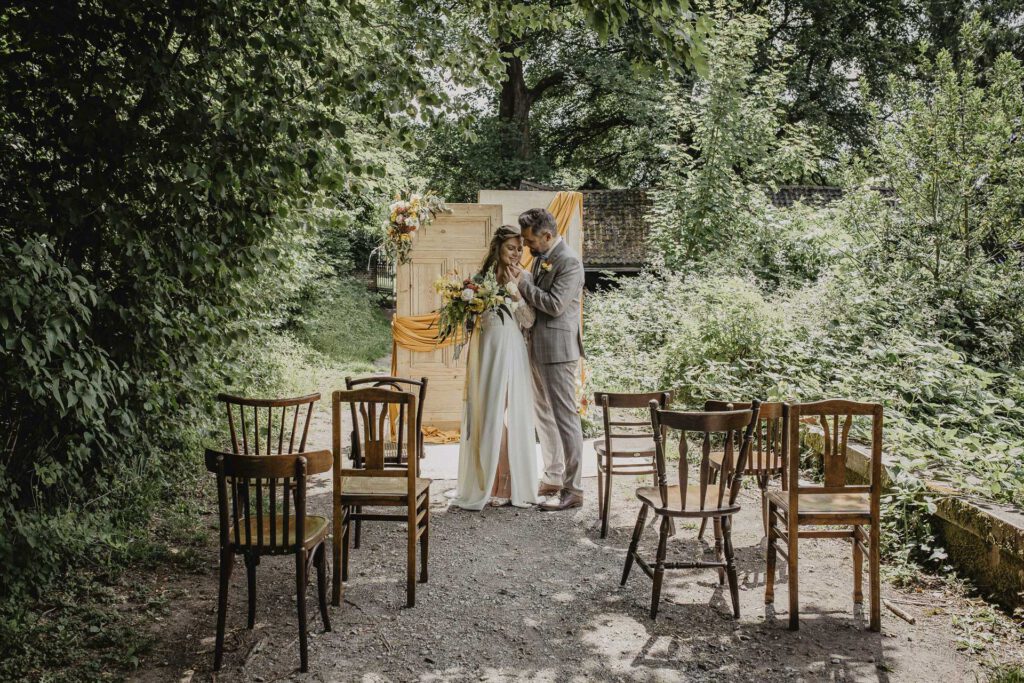 Hochzeitsfotografin Bochum
Hochzeitsfotografin Mallorca
Hochzeitsfotograf Witten
Hochzeitsfotograf Hattingen
Hochzeitsfotograf Dortmund
Hochzeitsfotograf NRW
Hochzeitsfotograf Düsseldorf
Gut Nothenhof, Gut Kump, Schloss Steinhausen, Kuhstall, Wasserschloss Hackhausen, Alte Maschinenhalle Solingen